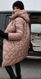Bogna | Elegancka pikowana kurtka puchowa z kapturem